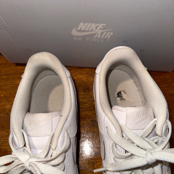 Nike Air Force 1 Low LE 7Y - Picture 7 of 8